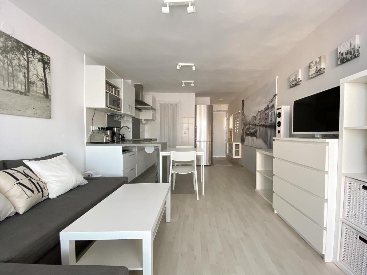 Buena Vista Chillounge Apartment Benidorm Luaran gambar