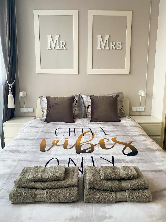 Buena Vista Chillounge Apartment Benidorm Luaran gambar