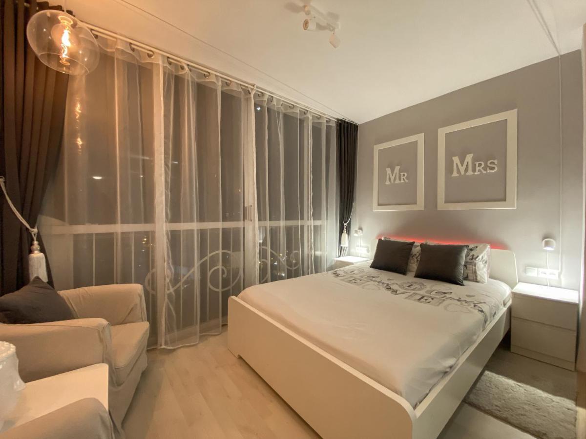 Buena Vista Chillounge Apartment Benidorm Luaran gambar
